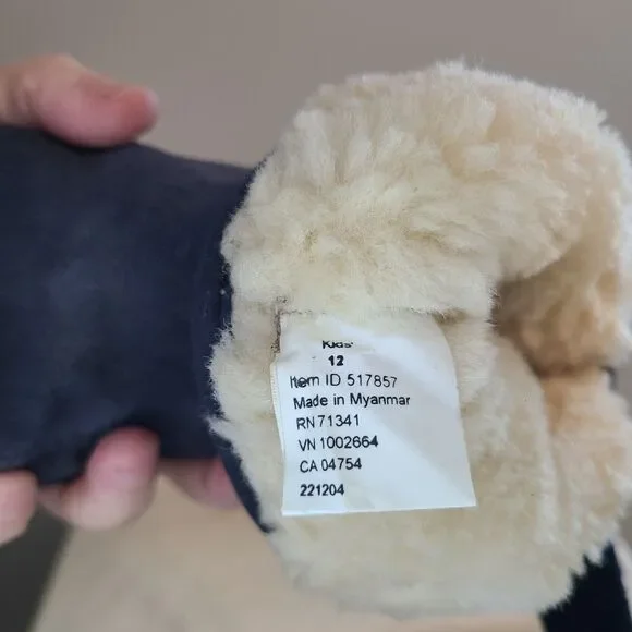 LL Bean Kids Boots Toddlers 12 Wicked Cozy Suede Leather Slip On Navy Fur Lined - Picture 8 of 10